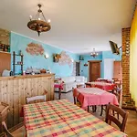 3 Bedroom Cozy In Marsaglia Cn