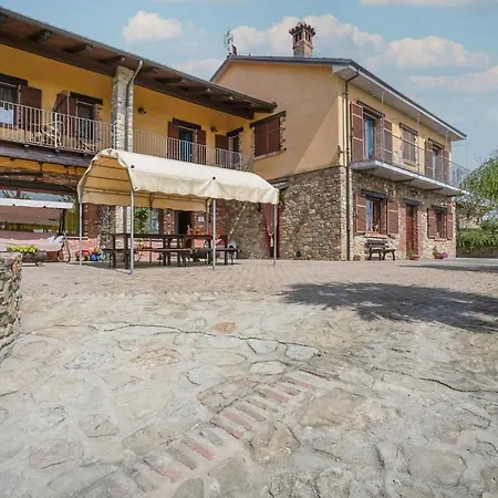 Holiday home In Marsaglia Cn With Jacuzzi *