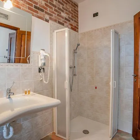 In Marsaglia Cn With Jacuzzi Belvedere Langhe