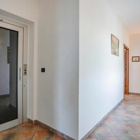 In Marsaglia Cn With Jacuzzi