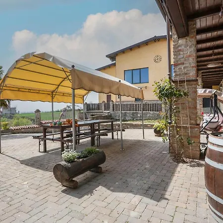 Сasa de vacaciones In Marsaglia Cn With Jacuzzi *